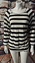 Load image into Gallery viewer, Size 26/XXXL Striped Raglan Sweater